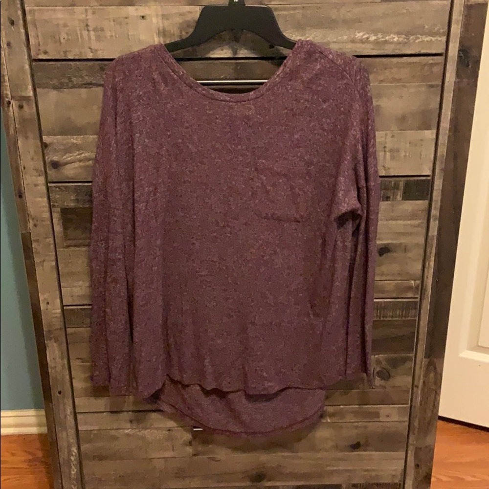 maroon sweater